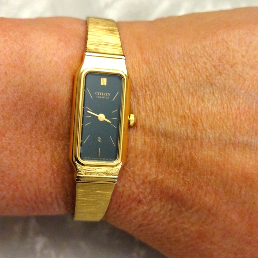 Citizen watch.